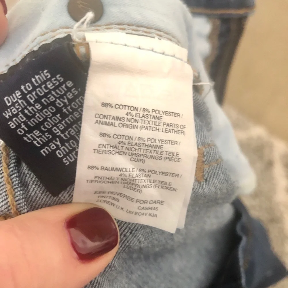 Madewell 9in High Rise Distressed Skinny, 32R - Picture 5 of 7